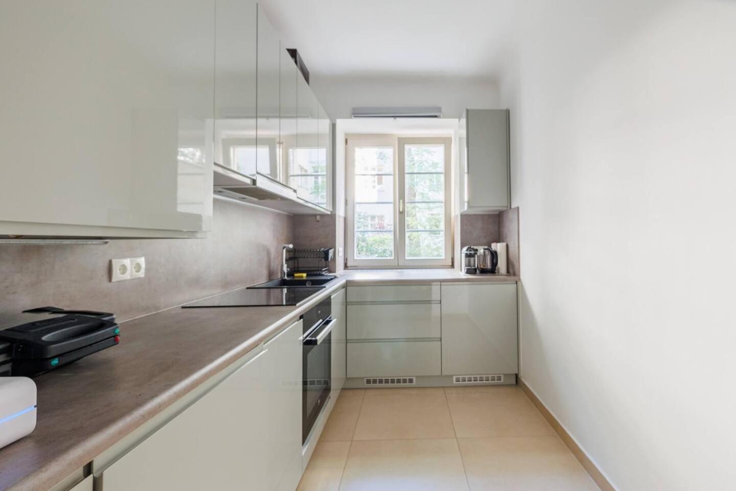 Apartment Vienna Near Metro - Netflix - Free Wifi Ngoại thất bức ảnh